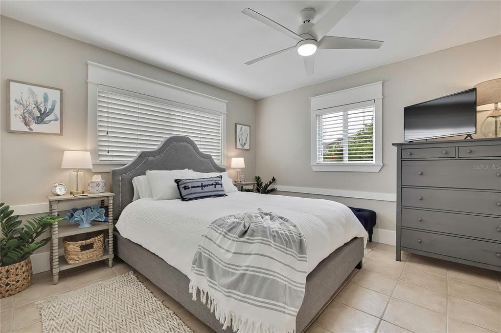 16 BEACH LANE 101 photo 19