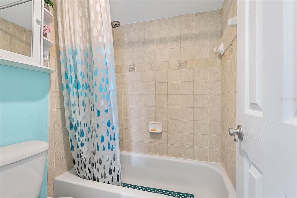 145 N HALIFAX AVENUE 310 photo 17