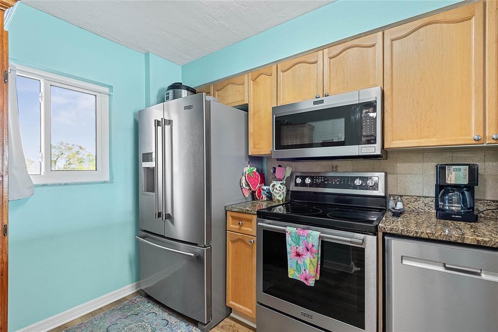 145 N HALIFAX AVENUE 310 photo 5
