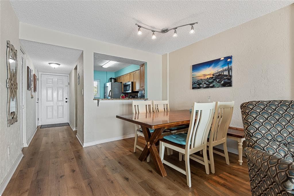 145 N HALIFAX AVENUE 310 photo 18