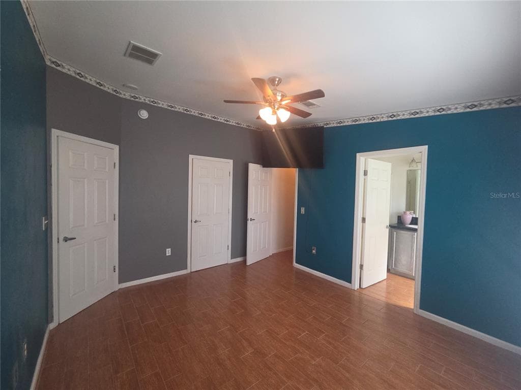 4450 POLK CITY ROAD photo 21