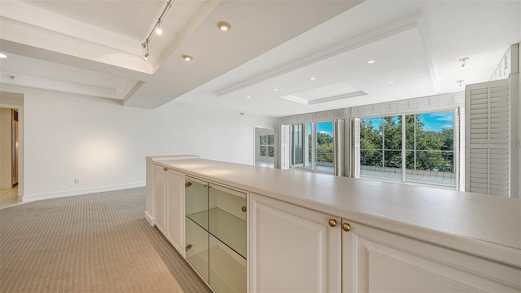 2550 HARBOURSIDE DRIVE 334 photo 19