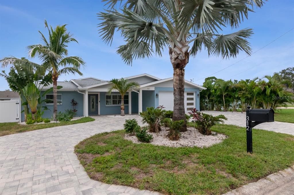 312 WESTWINDS DRIVE photo 25