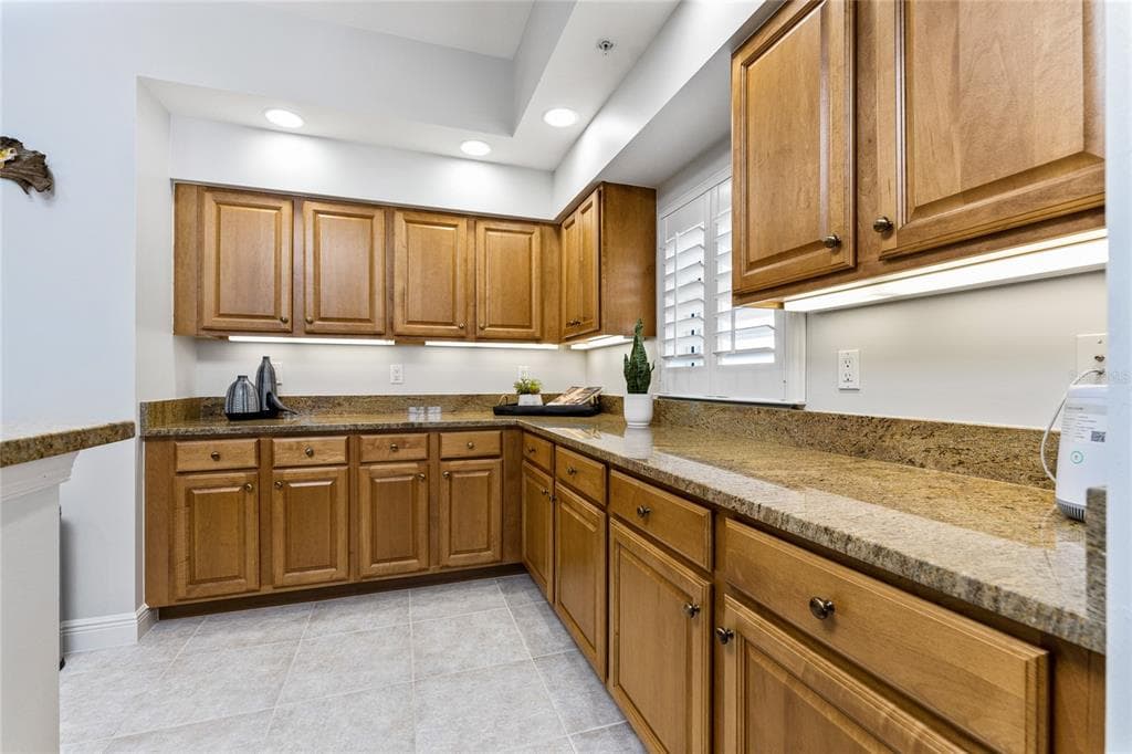 3329 SUNSET KEY CIR 301 photo 13