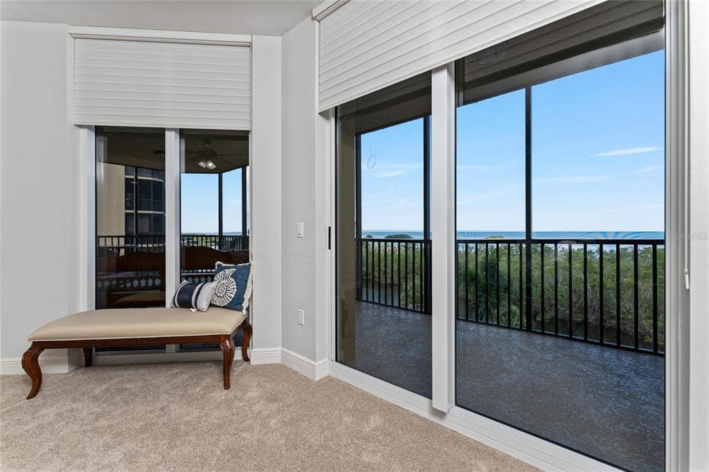 3329 SUNSET KEY CIR 301 photo 22
