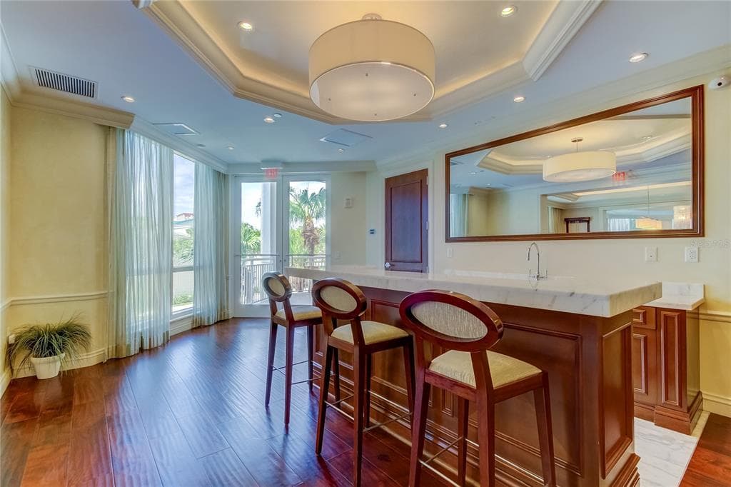 331 CLEVELAND STREET 317 photo 9