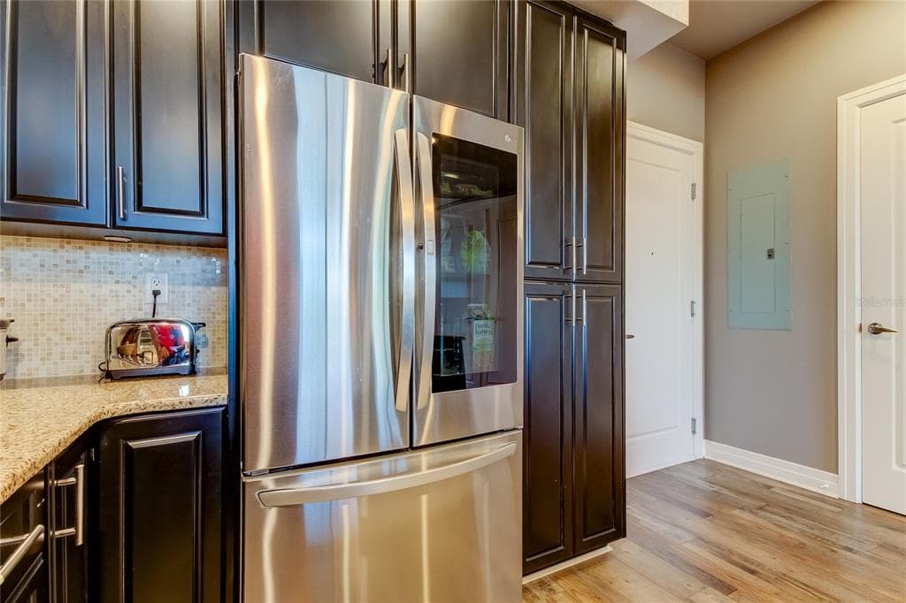 331 CLEVELAND STREET 317 photo 21