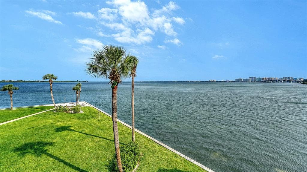 777 JOHN RINGLING BOULEVARD 36 photo 7