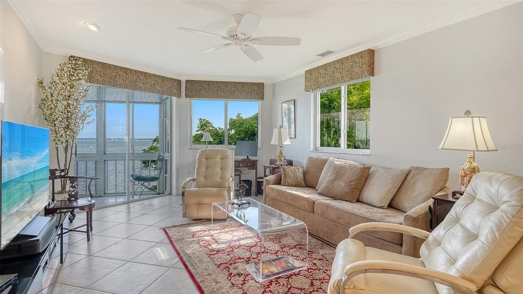 777 JOHN RINGLING BOULEVARD 36 photo 5