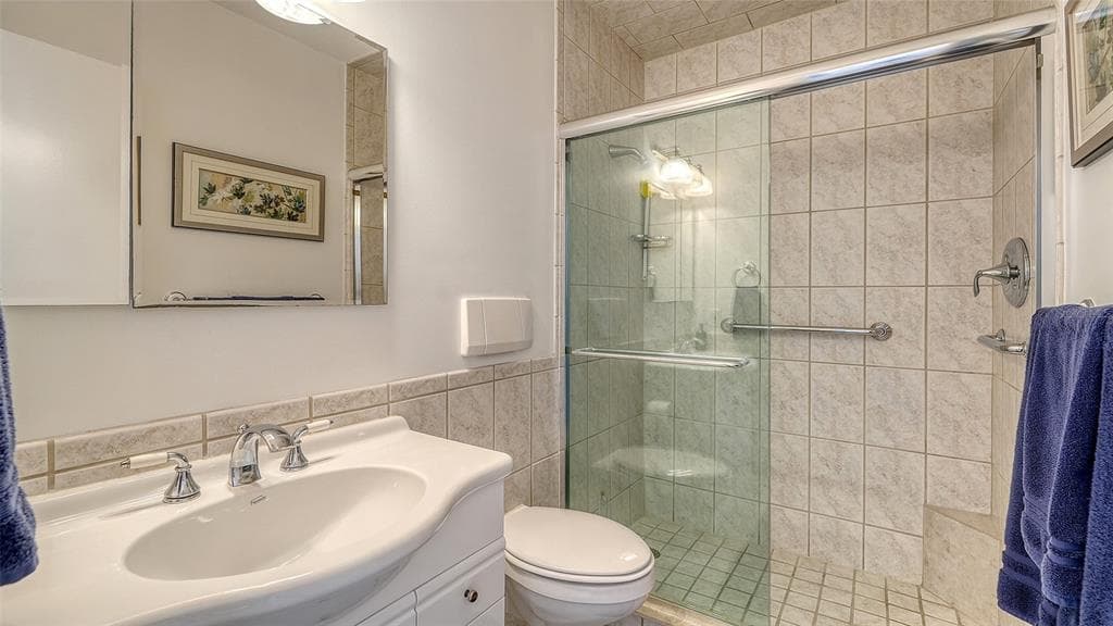 777 JOHN RINGLING BOULEVARD 36 photo 25