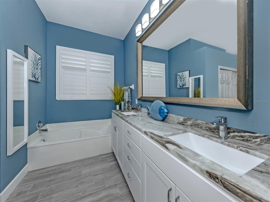 565 FALLBROOK DRIVE photo 21