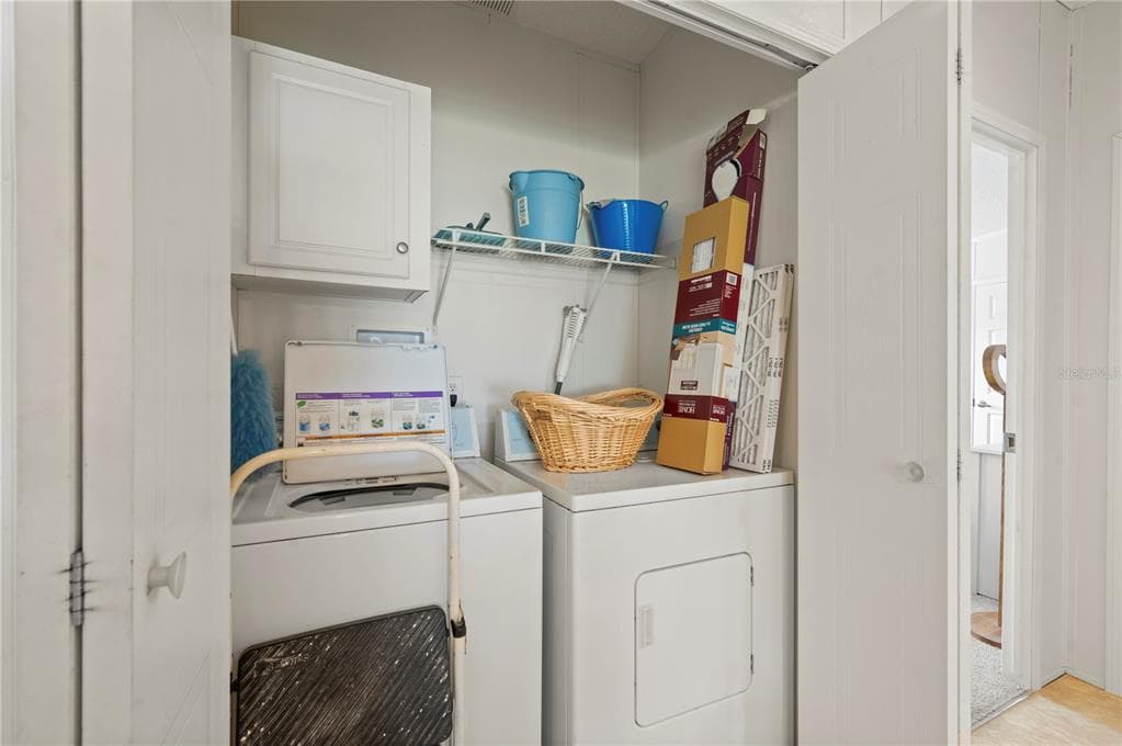 720 DANIA COURT photo 19