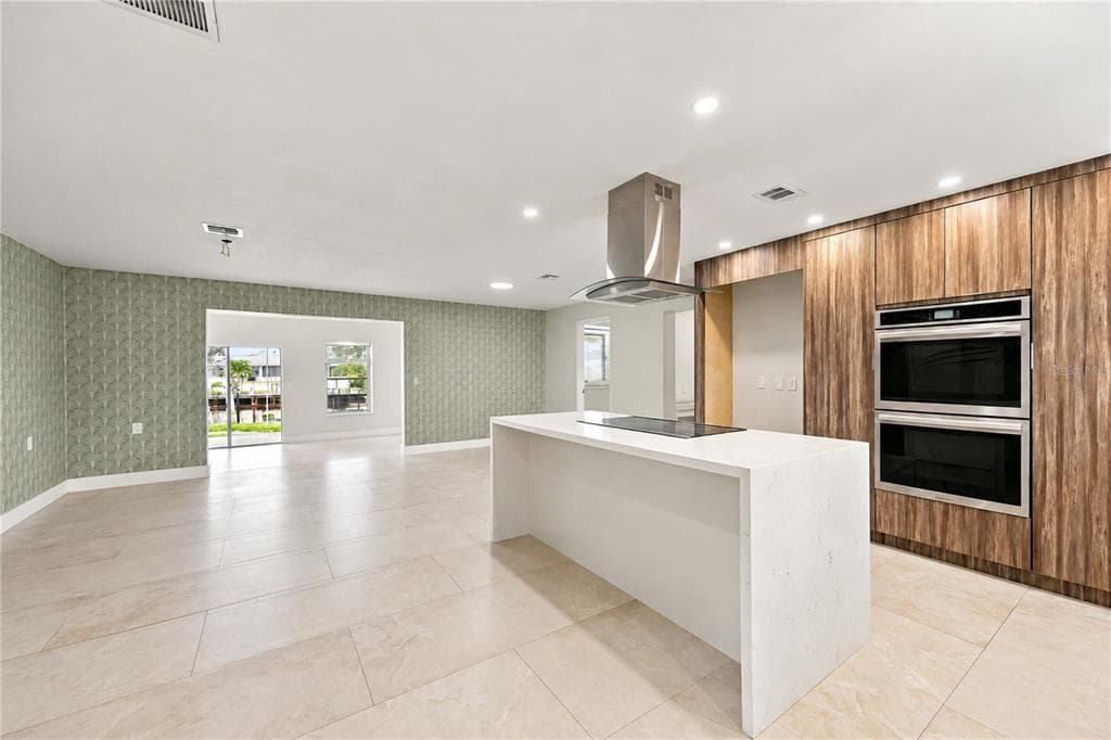 5281 FORBES TERRACE photo 3