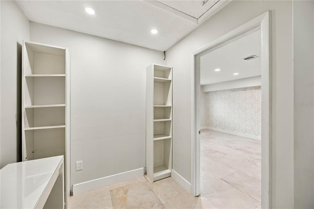 5281 FORBES TERRACE photo 10
