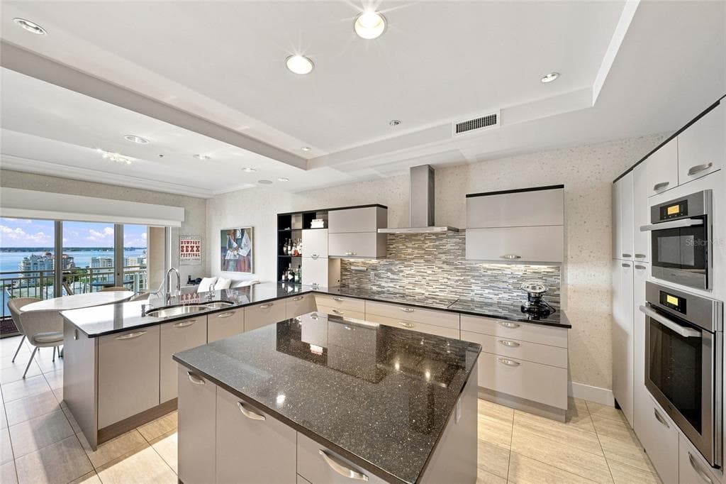 1111 RITZ CARLTON DRIVE 1704 photo 16