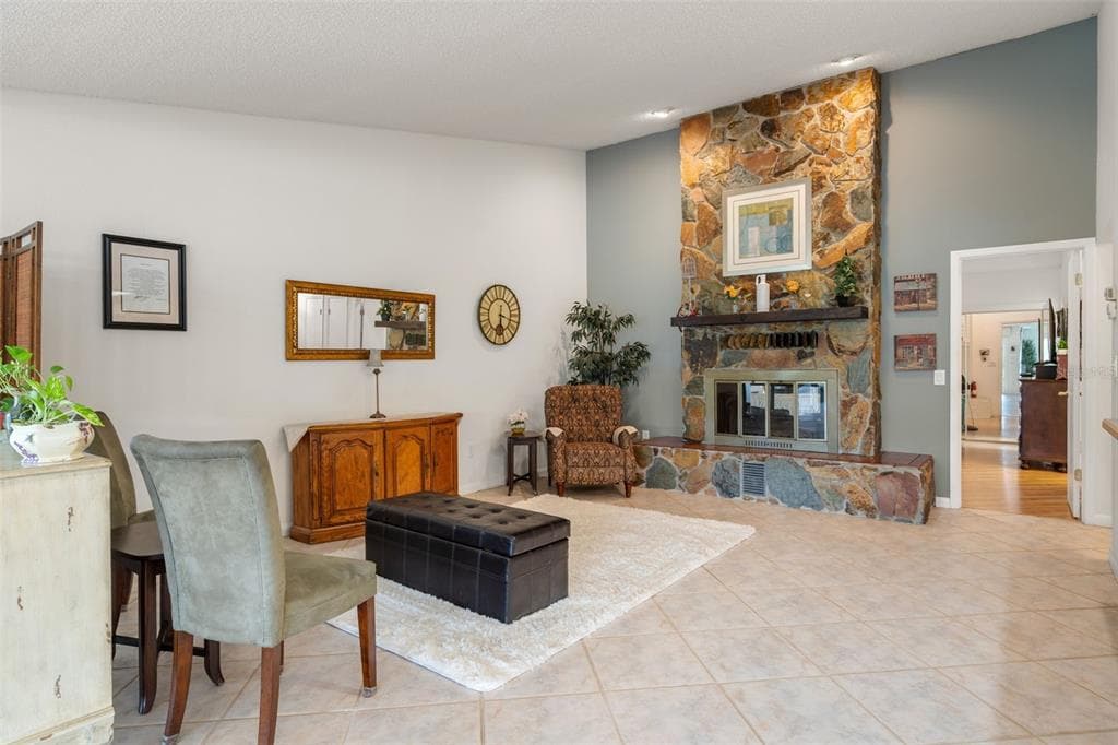 8328 DUNNELLON ROAD photo 16
