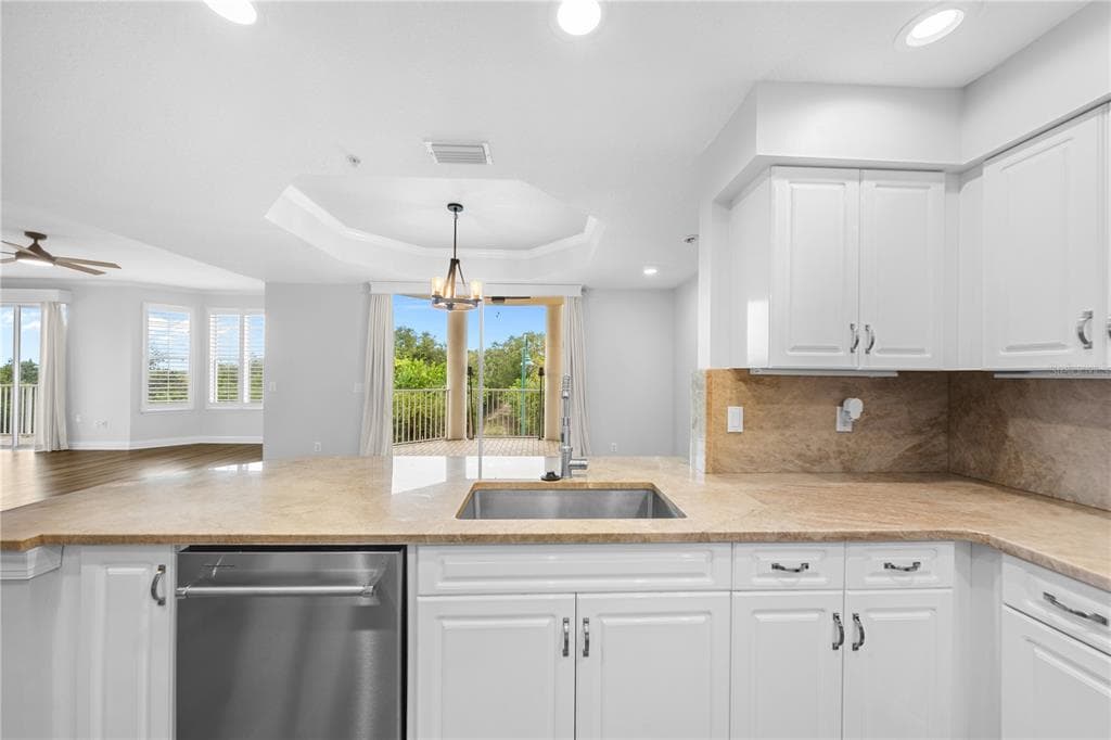 4625 RIVERS EDGE VLLG LANE 5208 photo 14