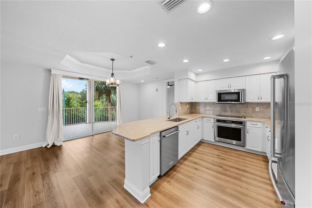 4625 RIVERS EDGE VLLG LANE 5208 photo 11