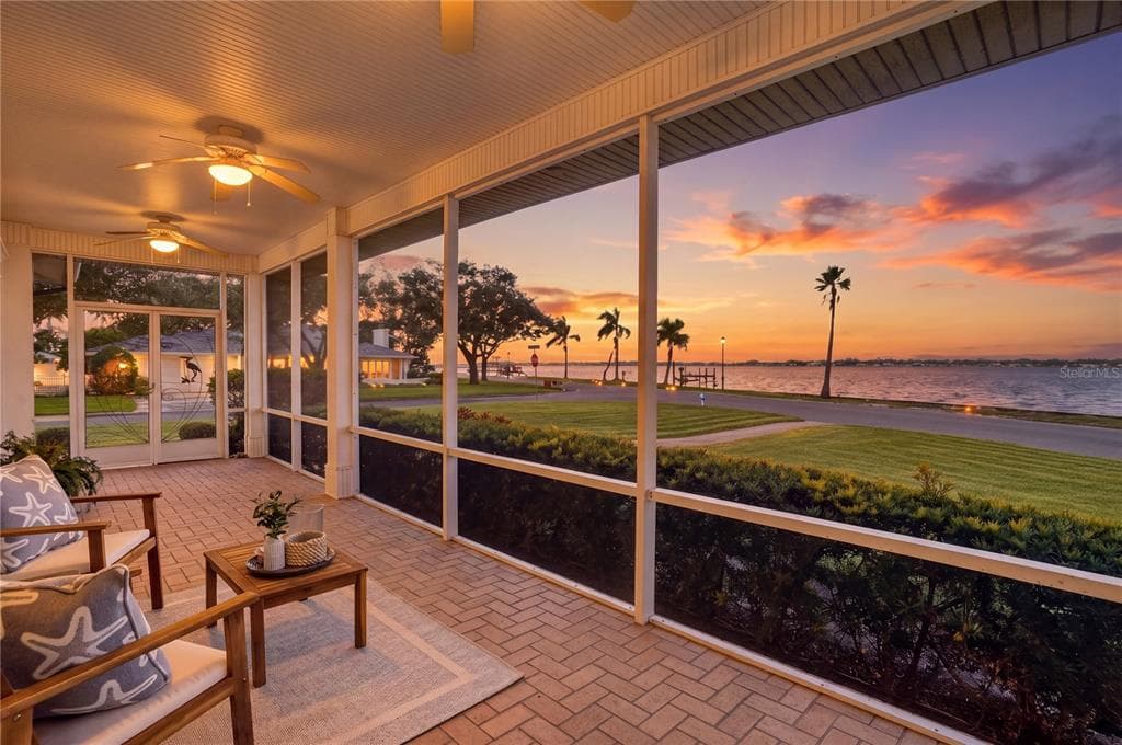 2305 RIVERVIEW BOULEVARD photo 3