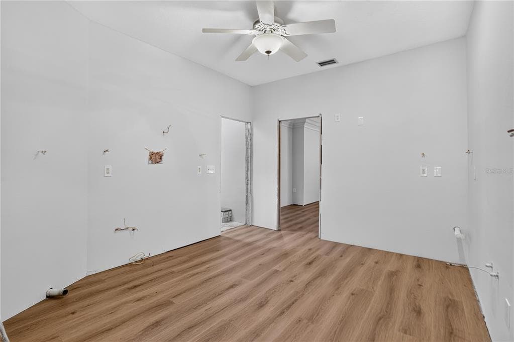 2305 RIVERVIEW BOULEVARD photo 18