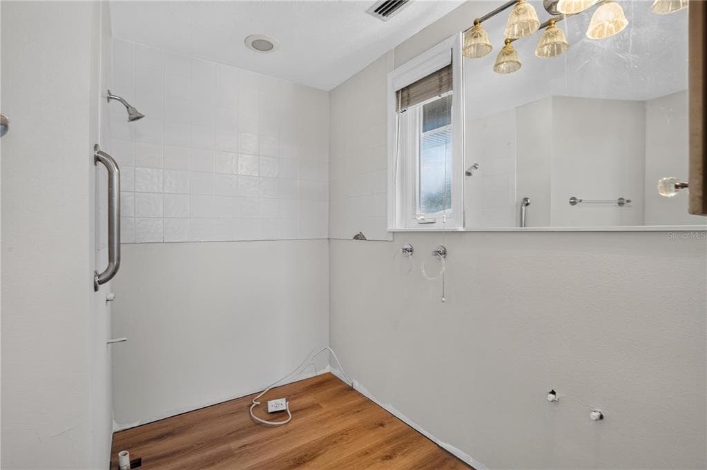 2305 RIVERVIEW BOULEVARD photo 25