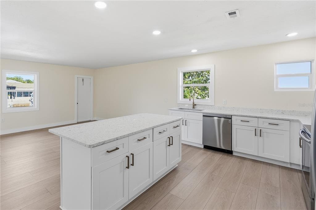 7507 MAKO DRIVE photo 6