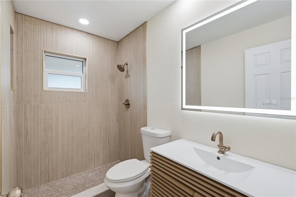 7507 MAKO DRIVE photo 17