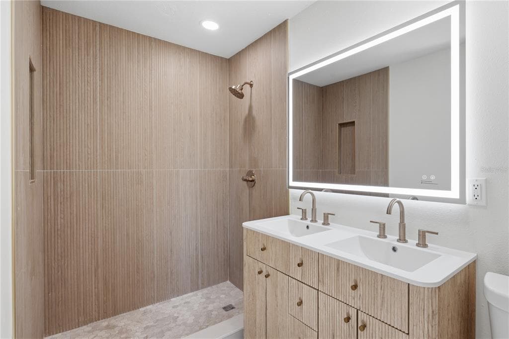 7507 MAKO DRIVE photo 14