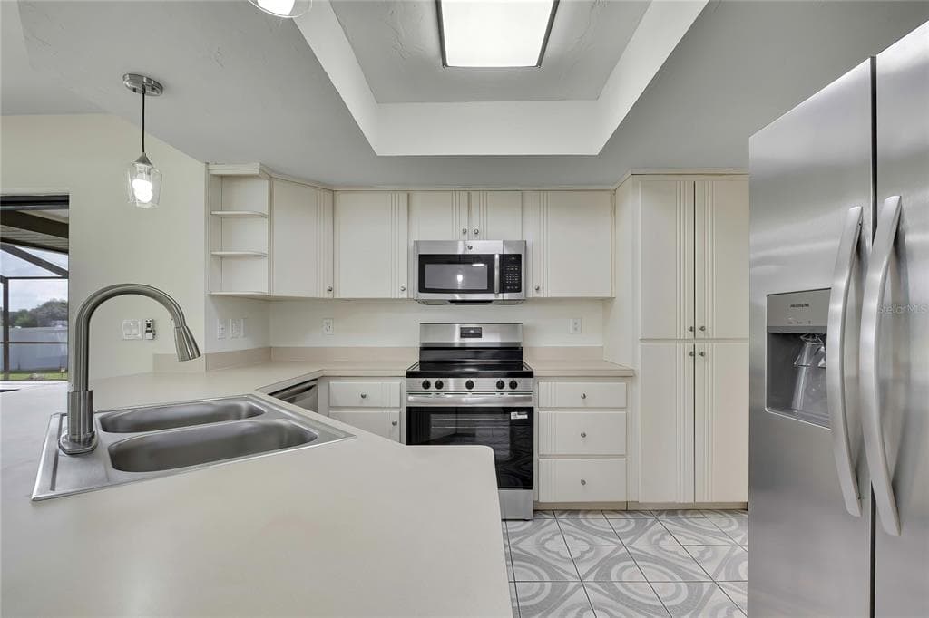 7548 LANDMARK DRIVE photo 12