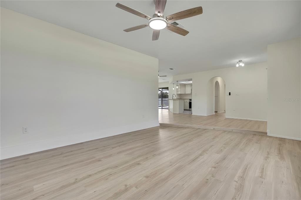 7548 LANDMARK DRIVE photo 21