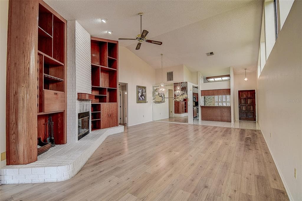 3609 DARSTON STREET photo 6
