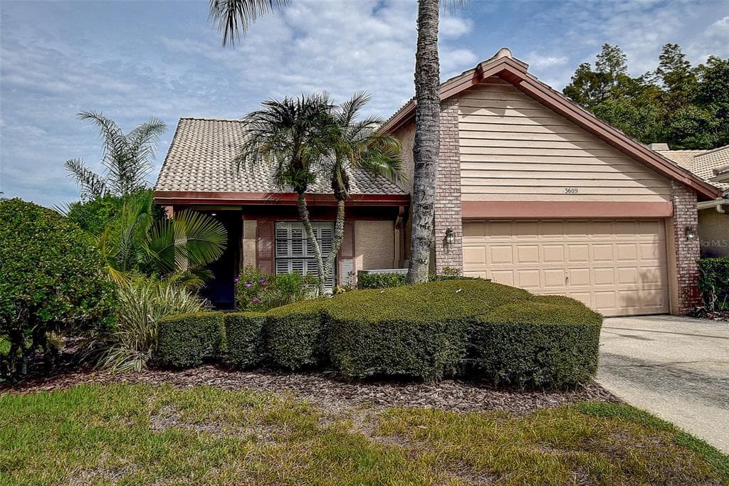 3609 DARSTON STREET photo 1