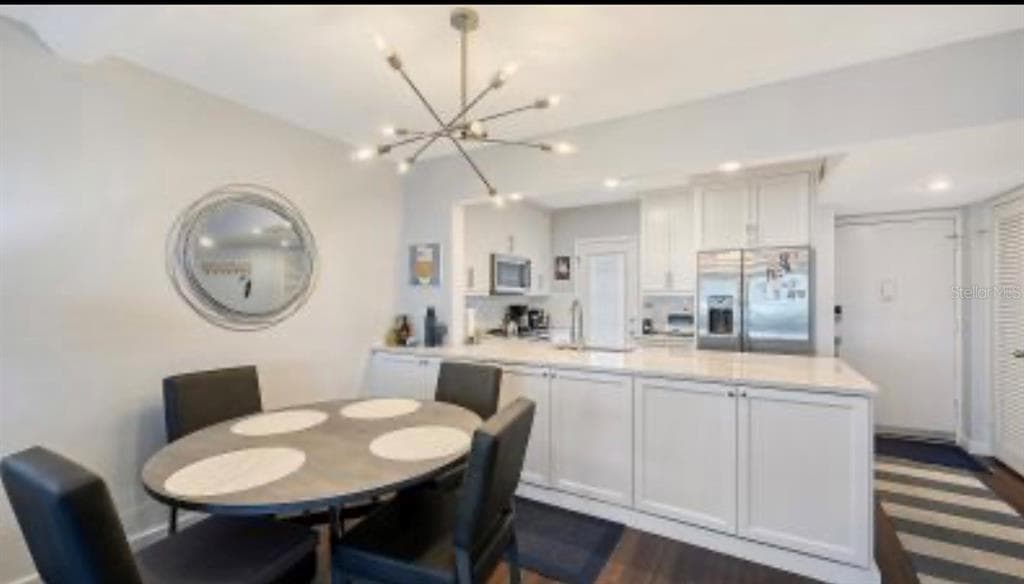 775 JOHN RINGLING BOULEVARD 24 photo 3