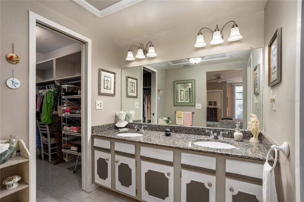 1717 NW 23RD AVENUE 2E photo 23