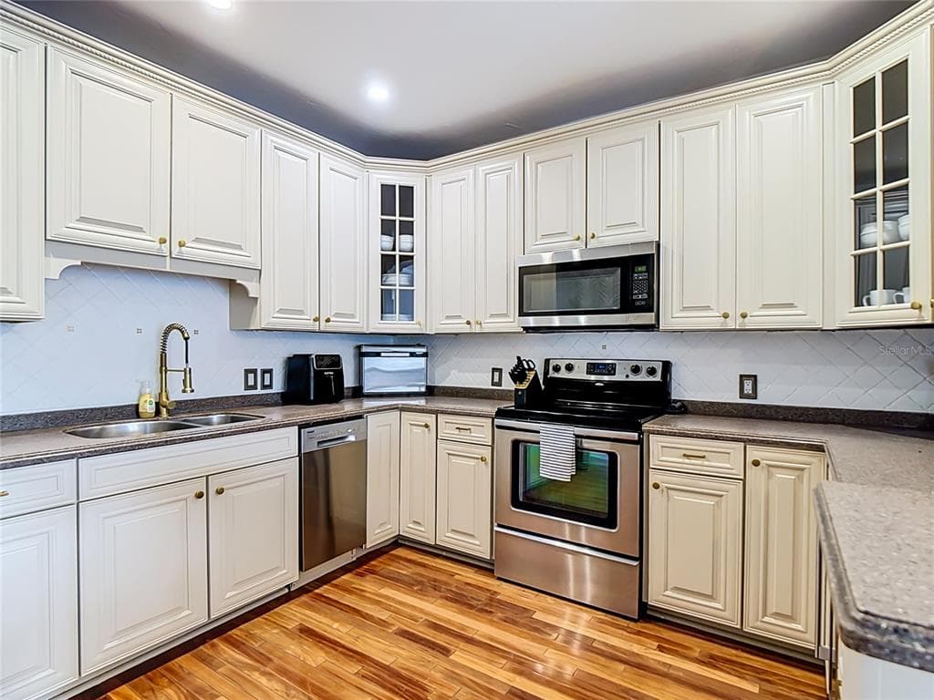 166 CATFISH STREET photo 15