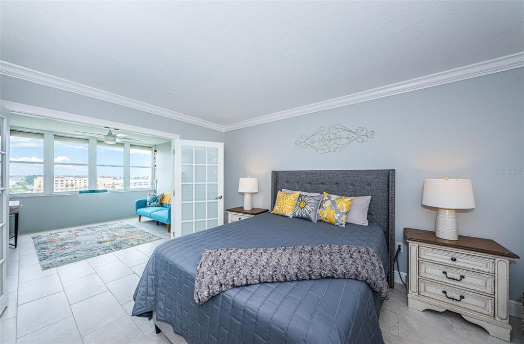 4775 COVE CIRCLE 904 photo 23