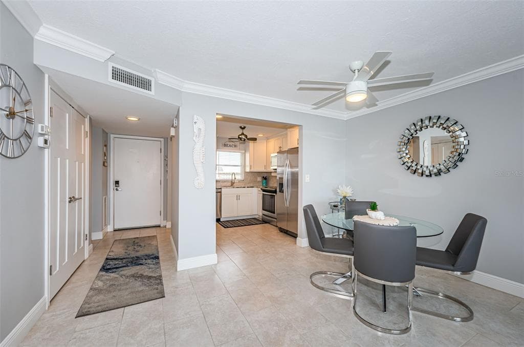 4775 COVE CIRCLE 904 photo 13