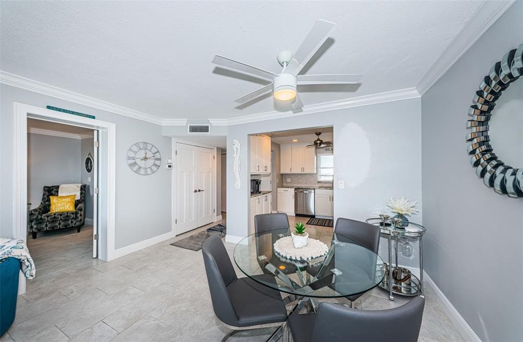 4775 COVE CIRCLE 904 photo 15