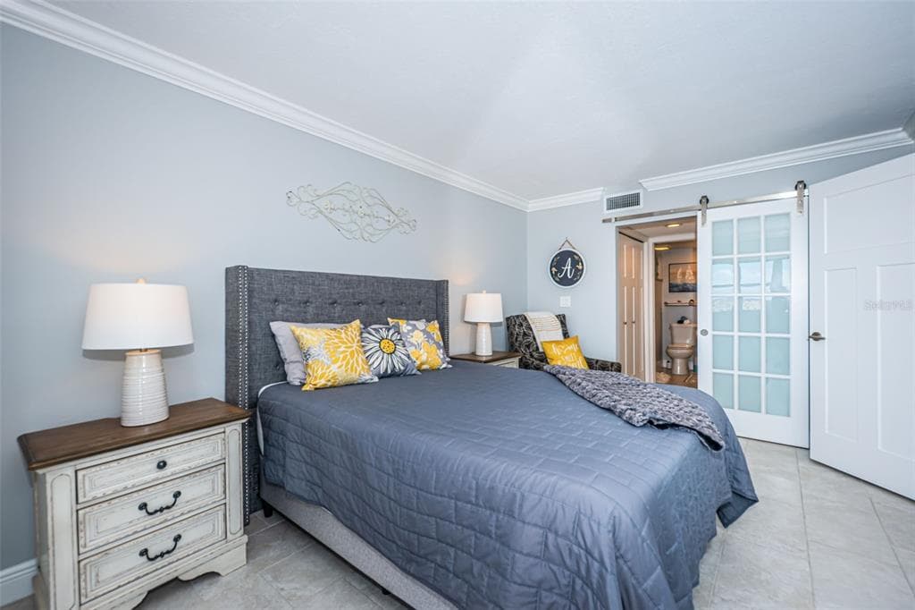4775 COVE CIRCLE 904 photo 25
