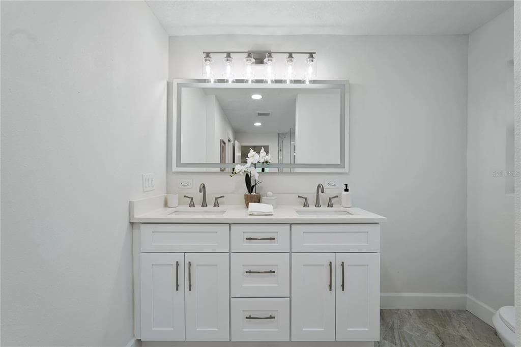 5012 S DEEP WATER POINT photo 18