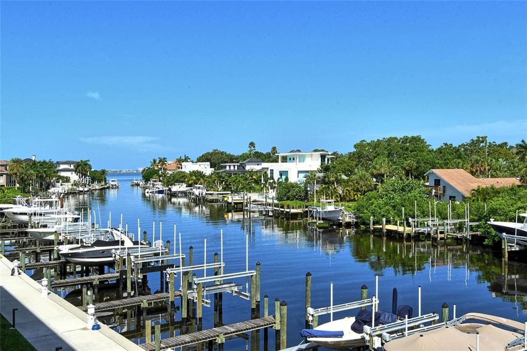 1709 N TAMIAMI TRAIL 317 photo 20