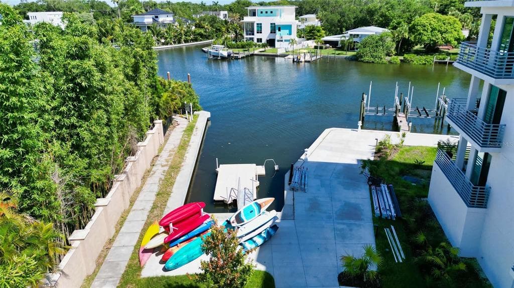 1709 N TAMIAMI TRAIL 317 photo 25