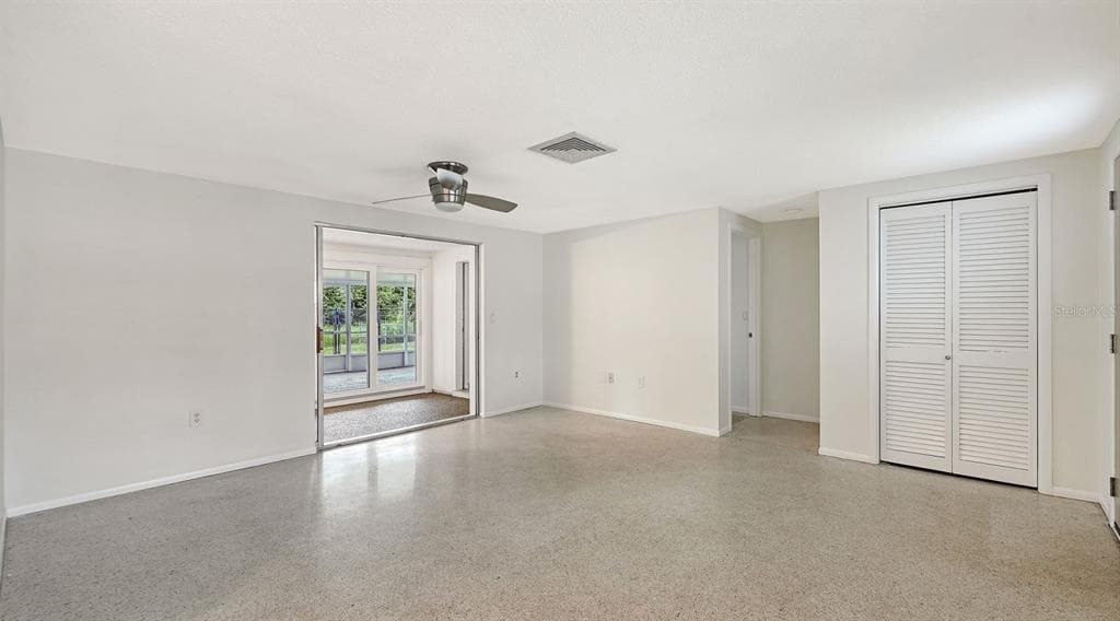 2610 REGATTA DRIVE photo 8