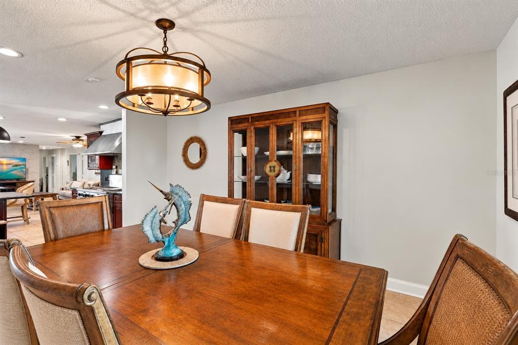 4224 BUR STREET photo 12