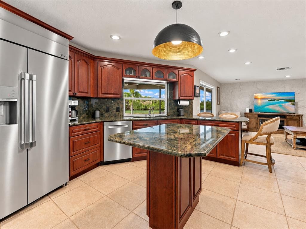 4224 BUR STREET photo 9