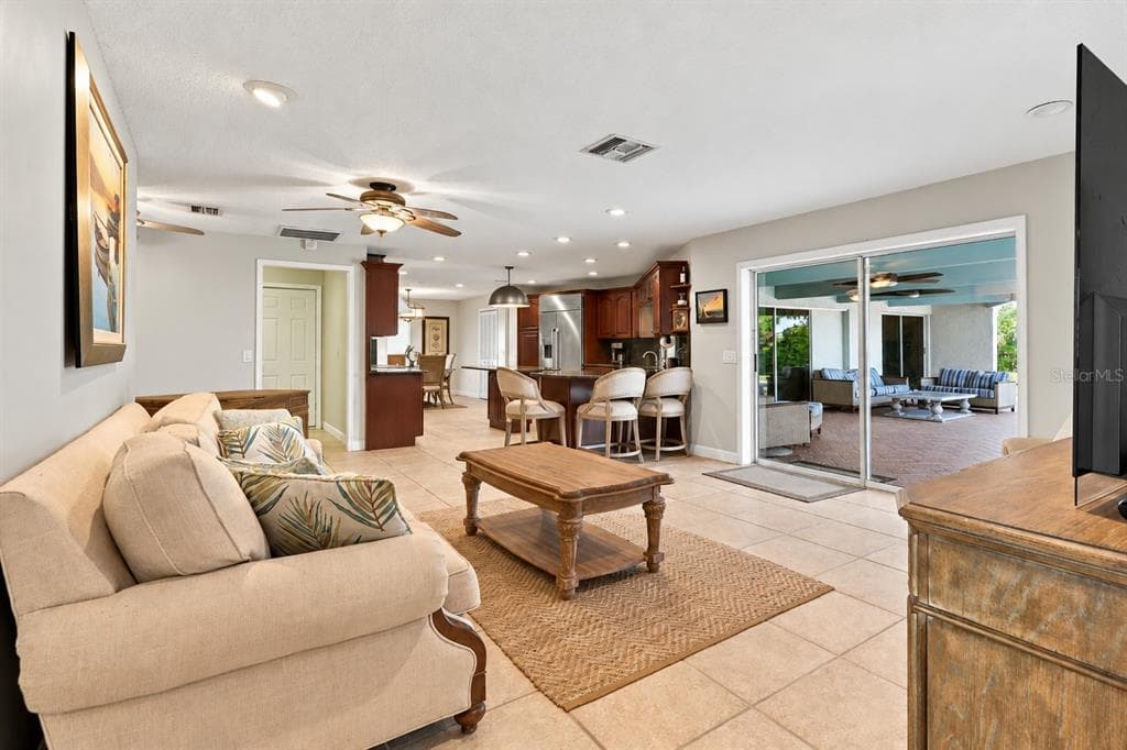 4224 BUR STREET photo 18