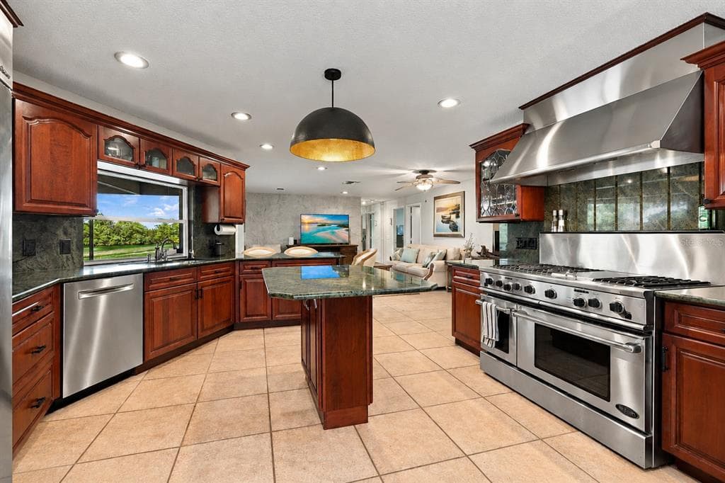 4224 BUR STREET photo 8