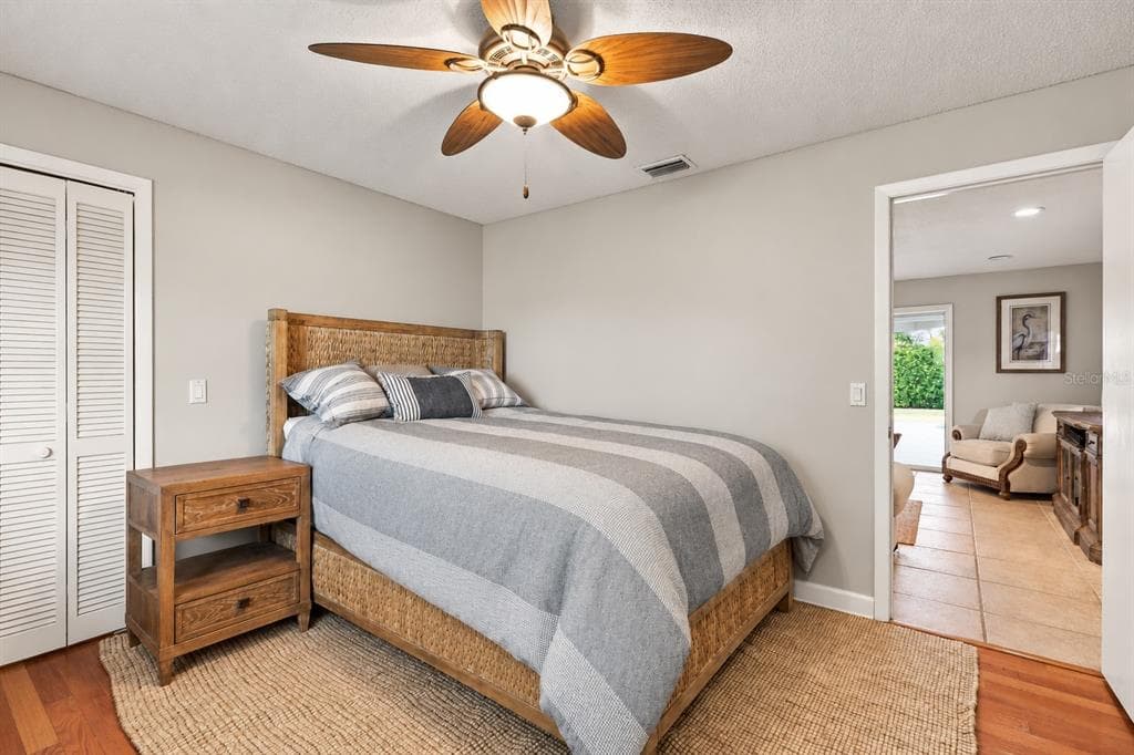 4224 BUR STREET photo 25