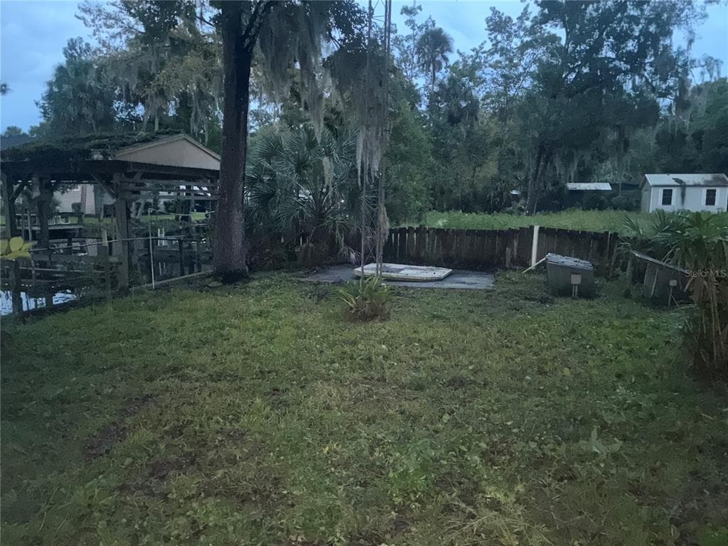 55616 LEE STREET photo 5