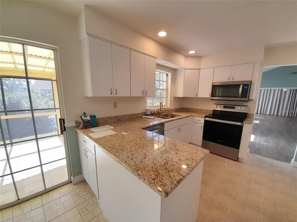 3520 57TH AVENUE CIRCLE W photo 5